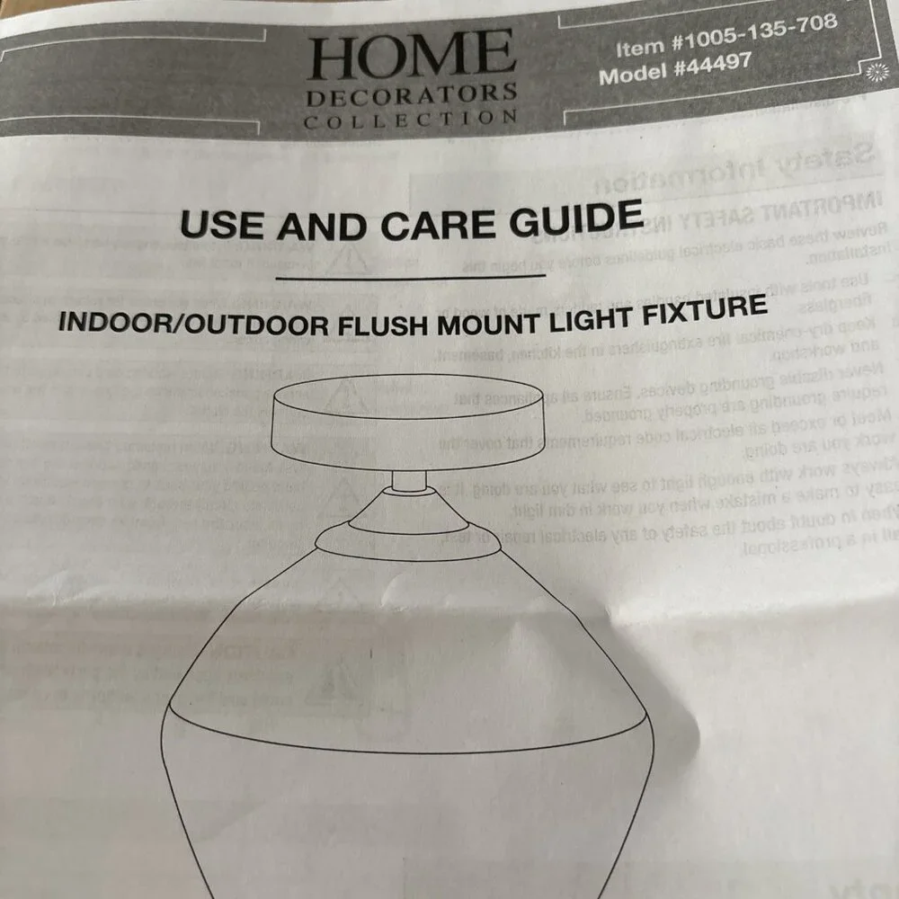 NIB! HDC Everly Exterior Flush Mount Item #1005-135-707 (Model #44497) 9.1” x 8”